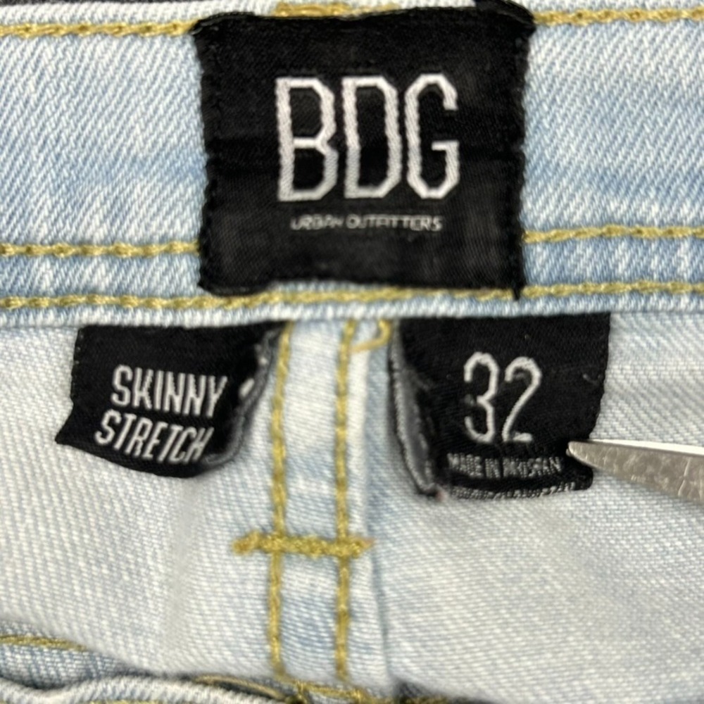 BDG Urban Outfitters 32 Jeans Blue Light Wash Side Leg Striping Skater Grunge - Picture 10 of 16
